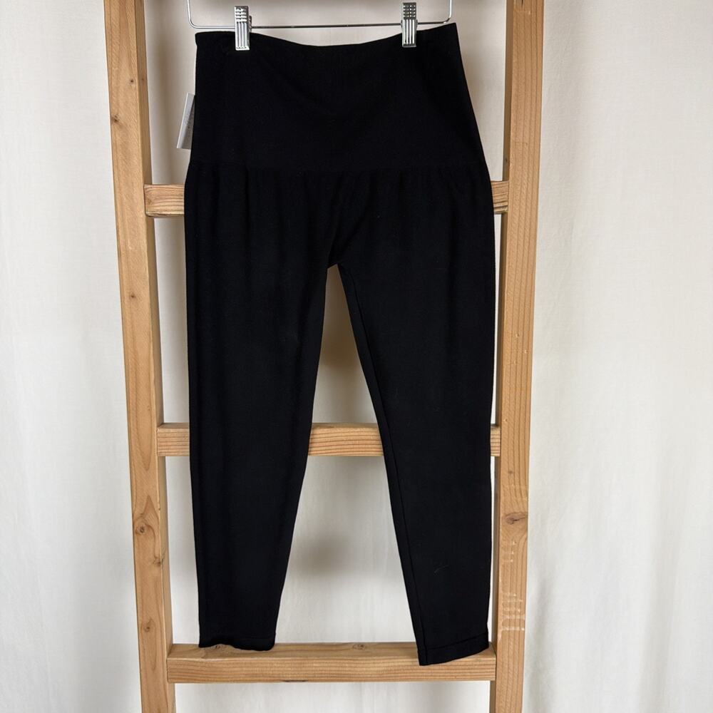 NWT M. Rena Black Elastic Waist Cropped Leggings #0888 Size OS USA ONE SIZE